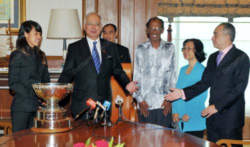 DATUK SERI MOHD NAJIB TUN ABDUL RAZAK