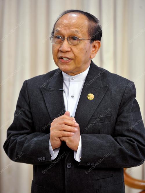 PTJ01_06022013_RAIS_CNY