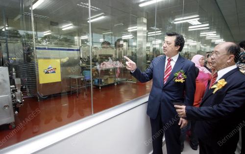 LIOW TIONG LAI