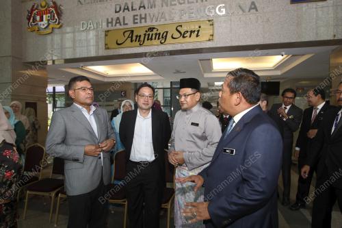 DATUK SERI SAIFUDDIN NASUTION ISMAIL