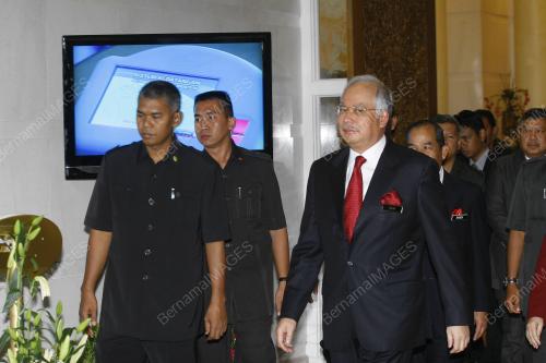 MOHD NAJIB TUN ABDUL RAZAK