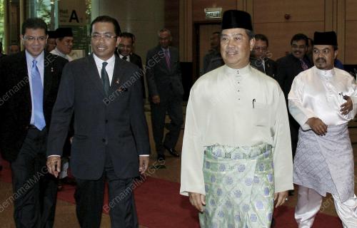 MUHYIDDIN YASSIN