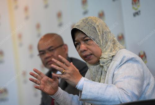 ZURAIDA KAMARUDDIN