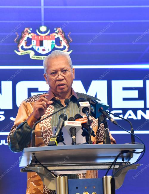 TAN SRI ANNUAR MUSA