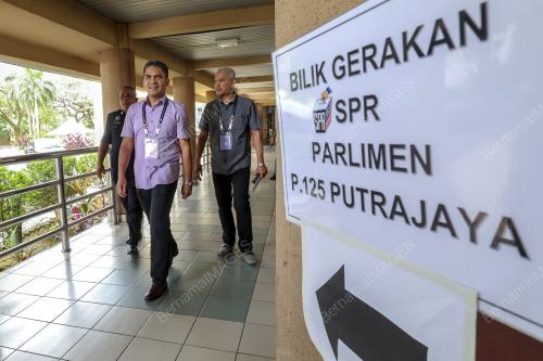 DATUK DR RADZI JIDIN
