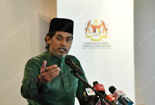 KHAIRY JAMALUDDIN