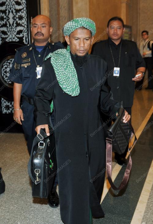 PTJ01_08032012_IMAN_MAHKAMAH