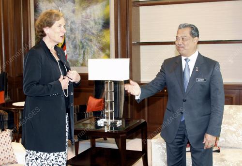 TAN SRI MUHYIDDIN YASSIN