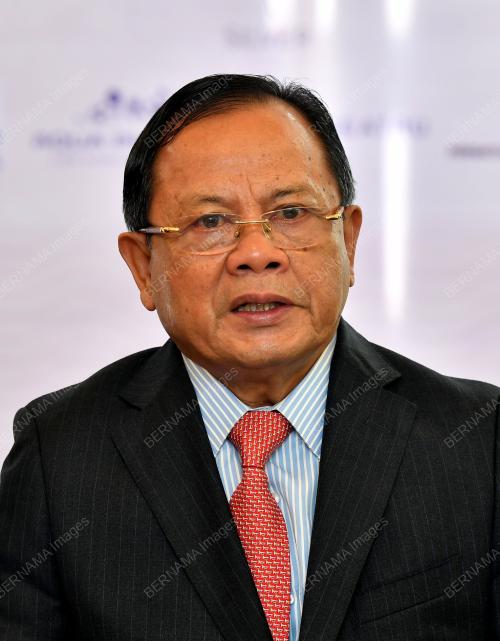 DATUK SERI AHMAD HAMZAH