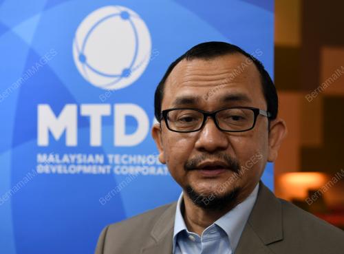 DATUK NORHALIM YUNUS