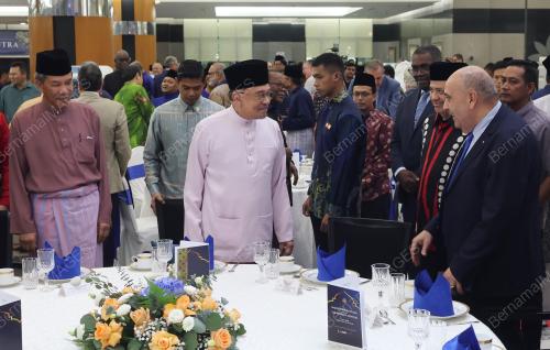 DATUK SERI ANWAR IBRAHIM