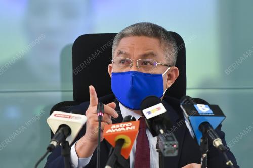 DATUK SERI DR ADHAM BABA