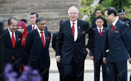 MOHD NAJIB TUN ABDUL RAZAK