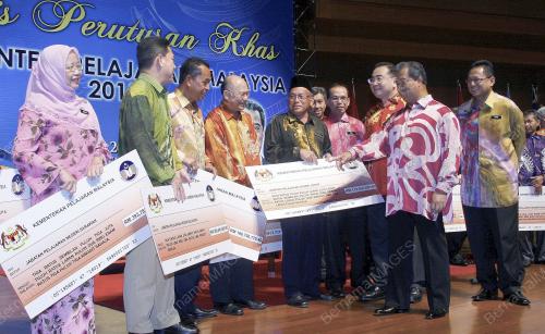 PTJ01_10022011_PELAJARAN