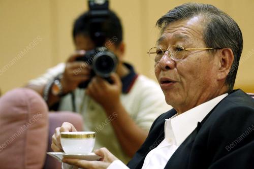 DATUK SERI LIM KENG YAIK