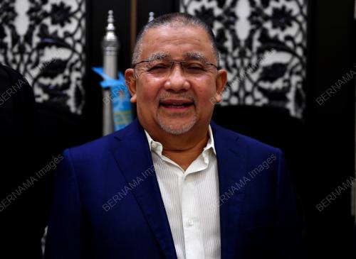 TAN SRI MOHD ISA ABDUL SAMAD