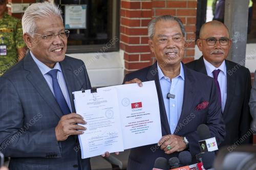 TAN SRI MUHYIDDIN YASSIN