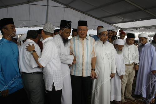 MOHD NAJIB TUN ABDUL RAZAK