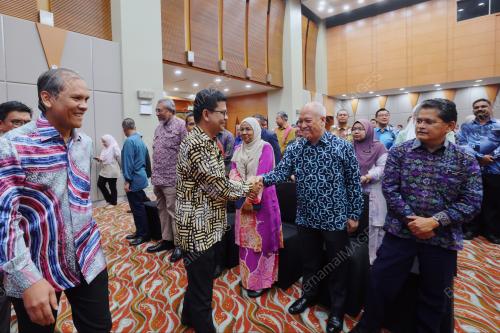 AKMAL NASRULLAH MOHD NASIR