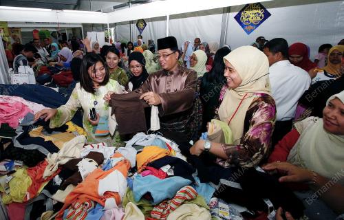 ISMAIL SABRI YAAKOB