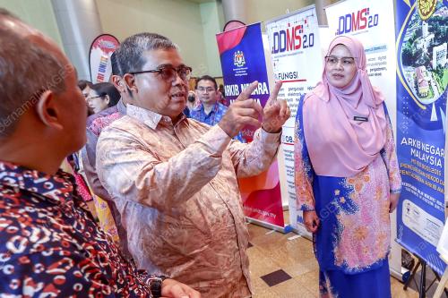 DATUK AARON AGO DAGANG