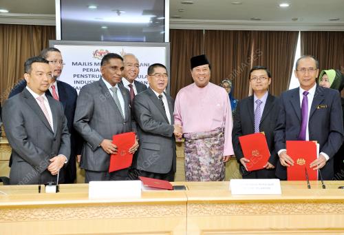 PTJ01_12092014_MOU_AIR