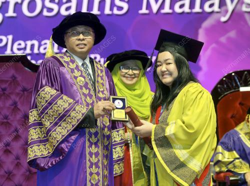 PTJ01_12112015_AGROSAINS
