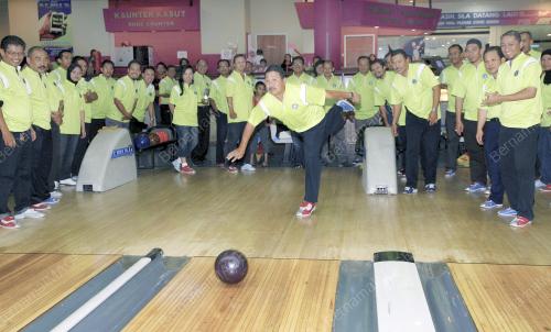 BOLING MEDIA PIALA DATUK SRI NAJIB