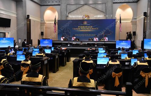 TUN TENGKU MAIMUN TUAN MAT