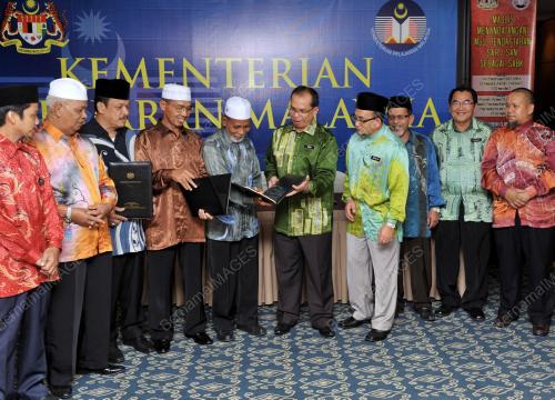 PTJ01_14022013_MOU