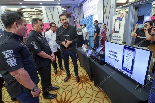DATUK SERI RAMLAN HARUN