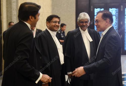 PTJ01_14092018_MAHKAMAH