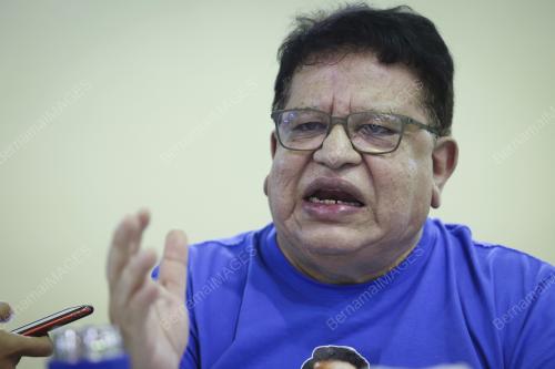 DATUK SERI TENGKU ADNAN TENGKU MANSOR