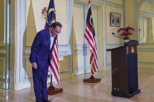 DATUK SERI ANWAR IBRAHIM