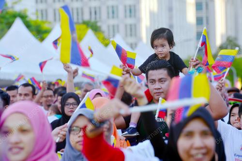 PTJ01_15012017_BENDERA