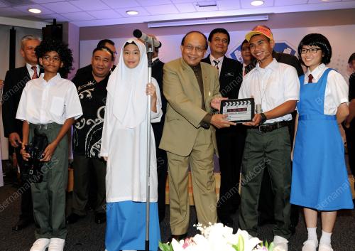 PTJ01_15042013_DR_RAIS