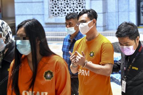 BEKAS SETIAUSAHA SULIT KANAN BEKAS MENTERI DIREMAN