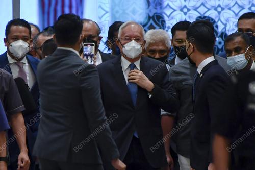DATUK SERI NAJIB TUN RAZAK