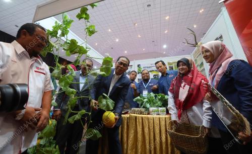 DATUK SERI MOHAMED KHALED NORDIN