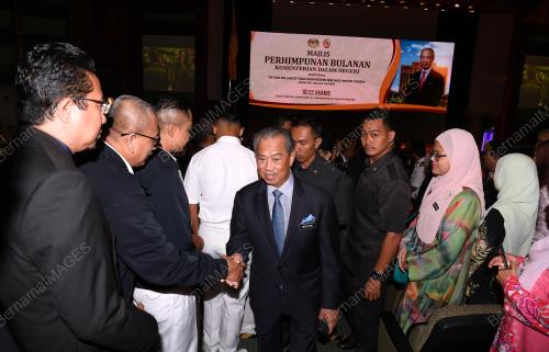 TAN SRI MUHYIDDIN MOHD YASSIN