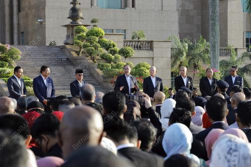 DATUK SERI ANWAR IBRAHIM