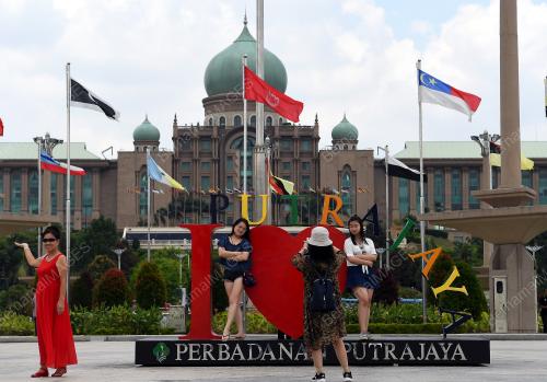 PTJ01_16022018_PELANCONG