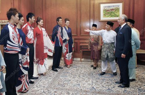 NAJIB TUN RAZAK