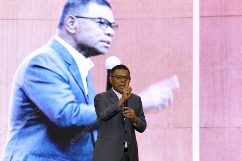 DATUK SERI SAIFUDDIN NASUTION ISMAIL
