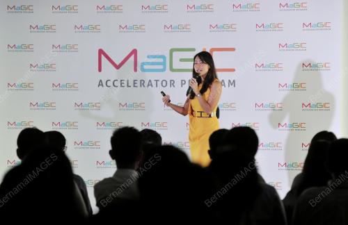 PTJ01_16112015_MAGIC