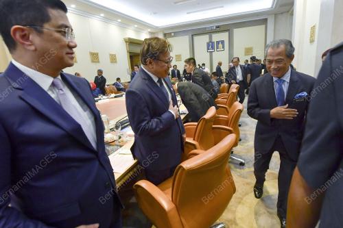 TAN SRI MUHYIDDIN YASSIN