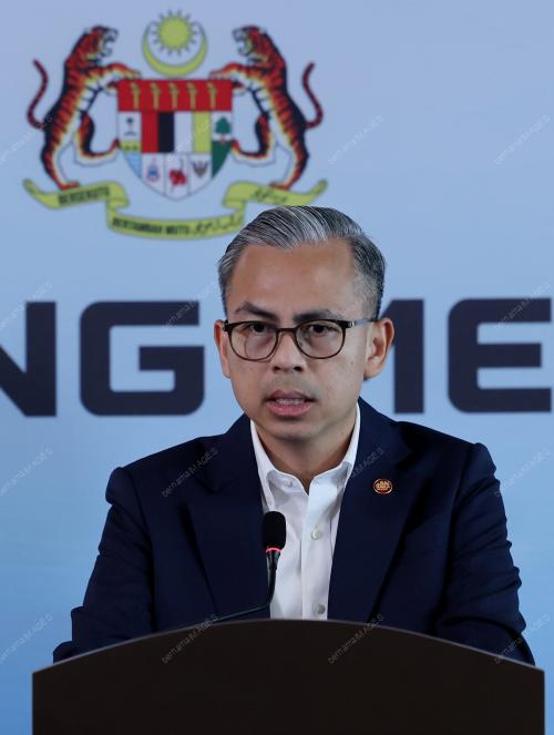 DATUK FAHMI FADZIL