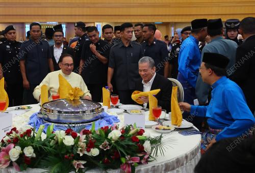 DATUK SERI ANWAR IBRAHIM