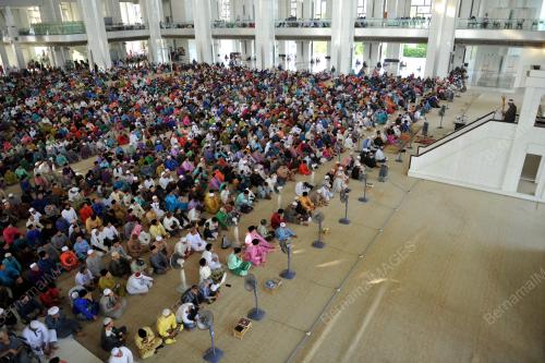 PTJ01_17072015_RAYA