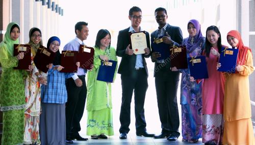 PENGAJIAN TINGGI